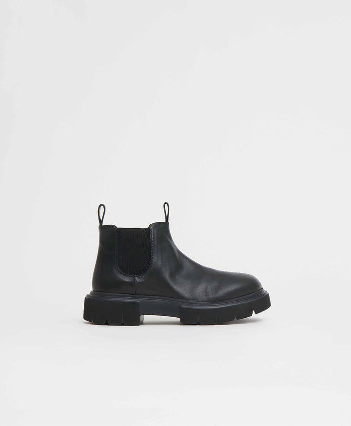 Camilla Boot - Black - View 1