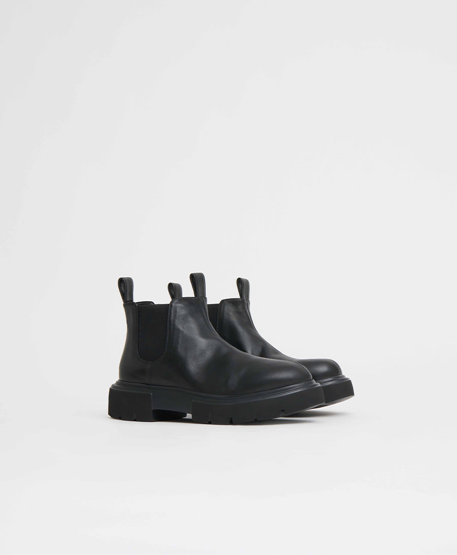 Camilla Boot - Black - View 2