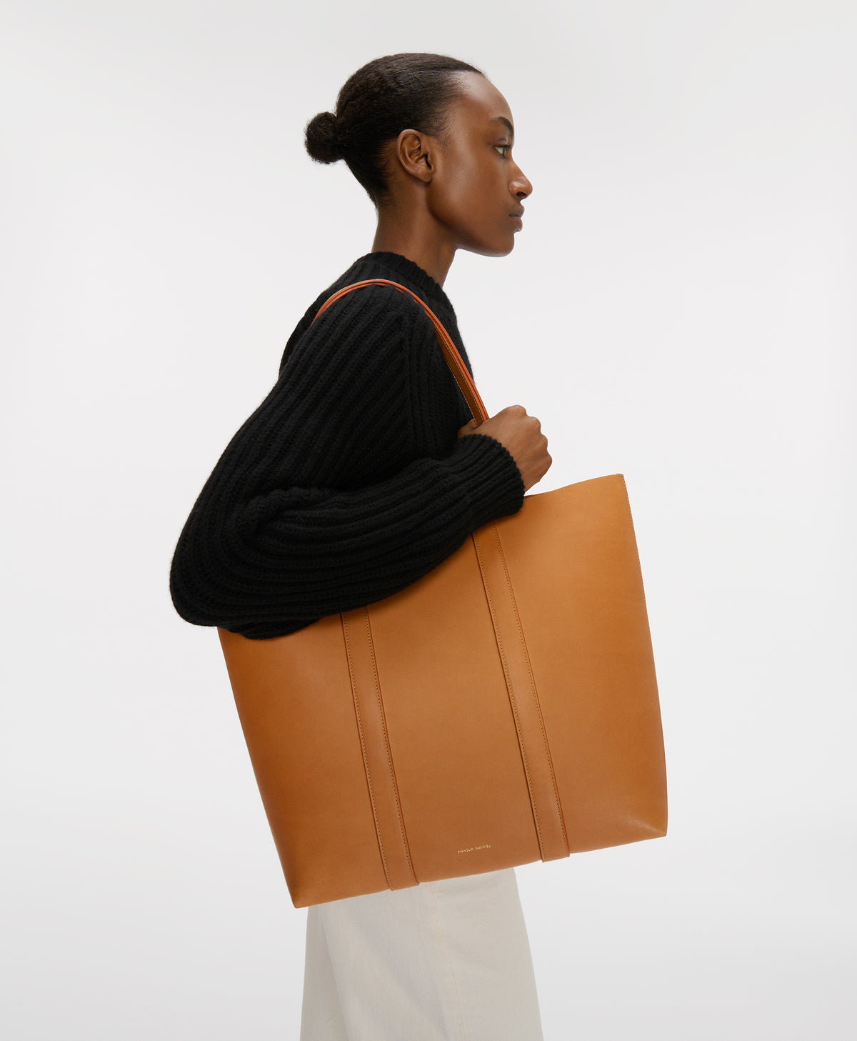 Medium North South Tote - on model