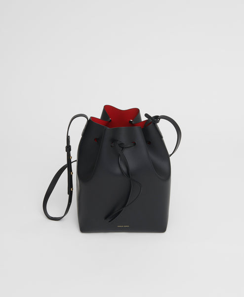 Forever 21 under fire for selling $30 'knockoff' of $500 Mansur Gavriel  bucket bag