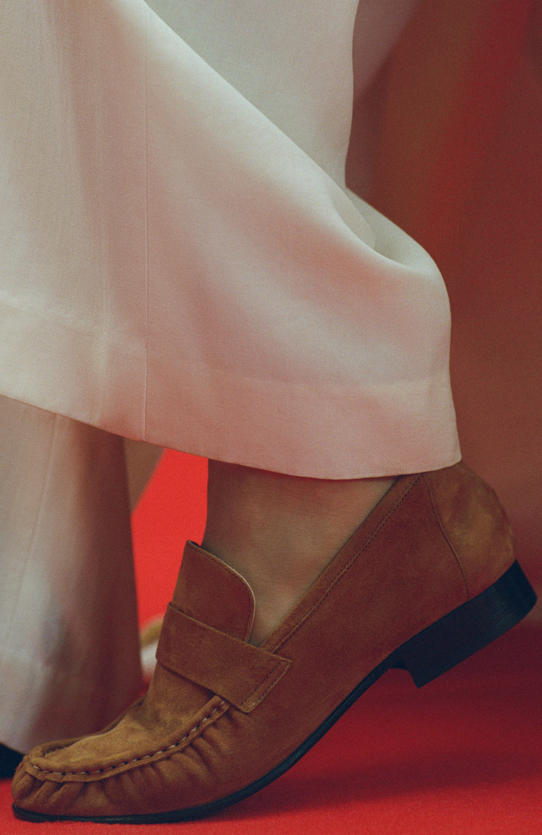 Ruched Loafer - Saddle Suede