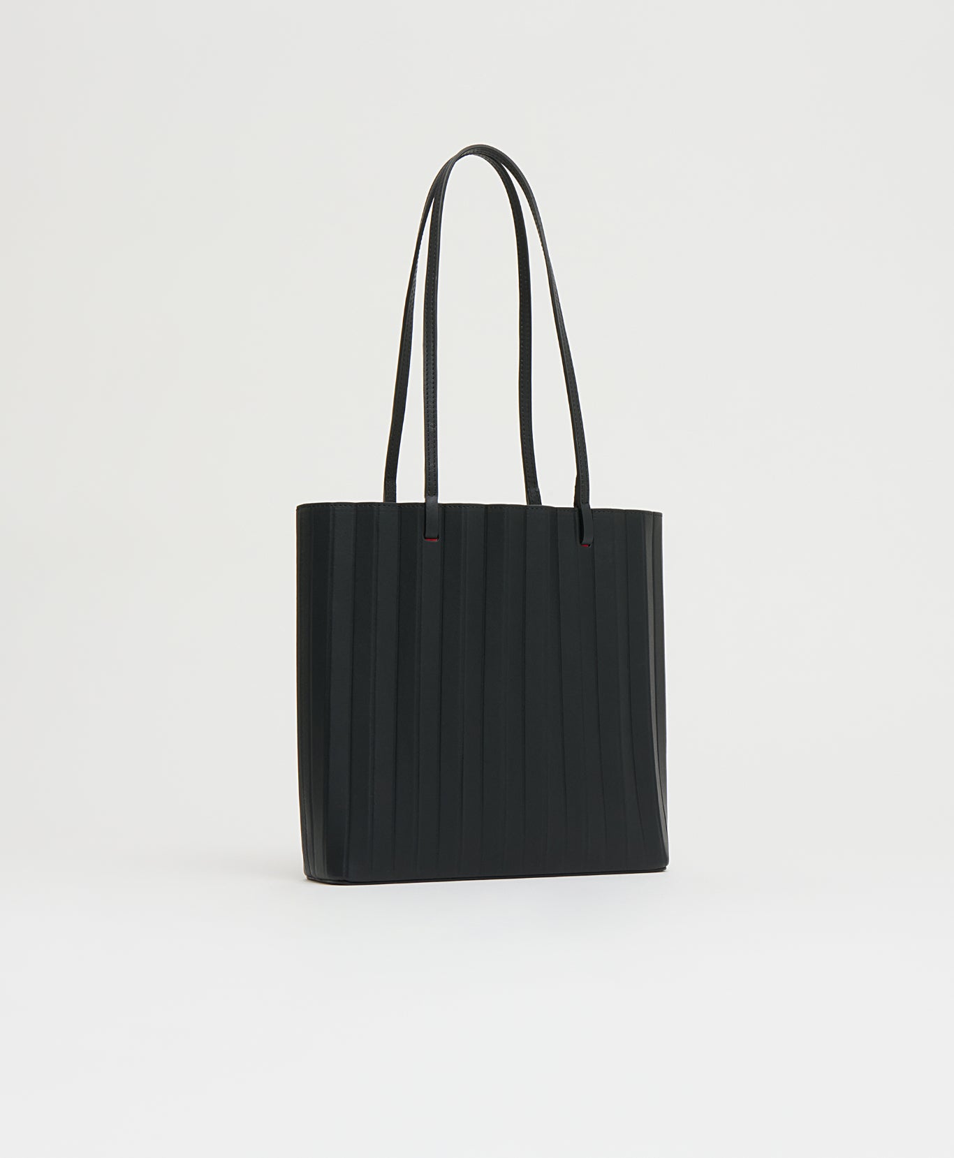 h*o様 MANSUR GAVRIEL 赤 トートバッグ 保存袋付き Pleated Filo Tote - Black/Flamma