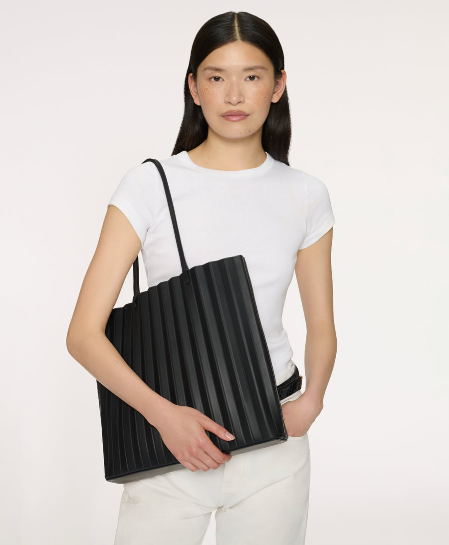 Large Pleated Filo Tote - Black/Flamma view 2