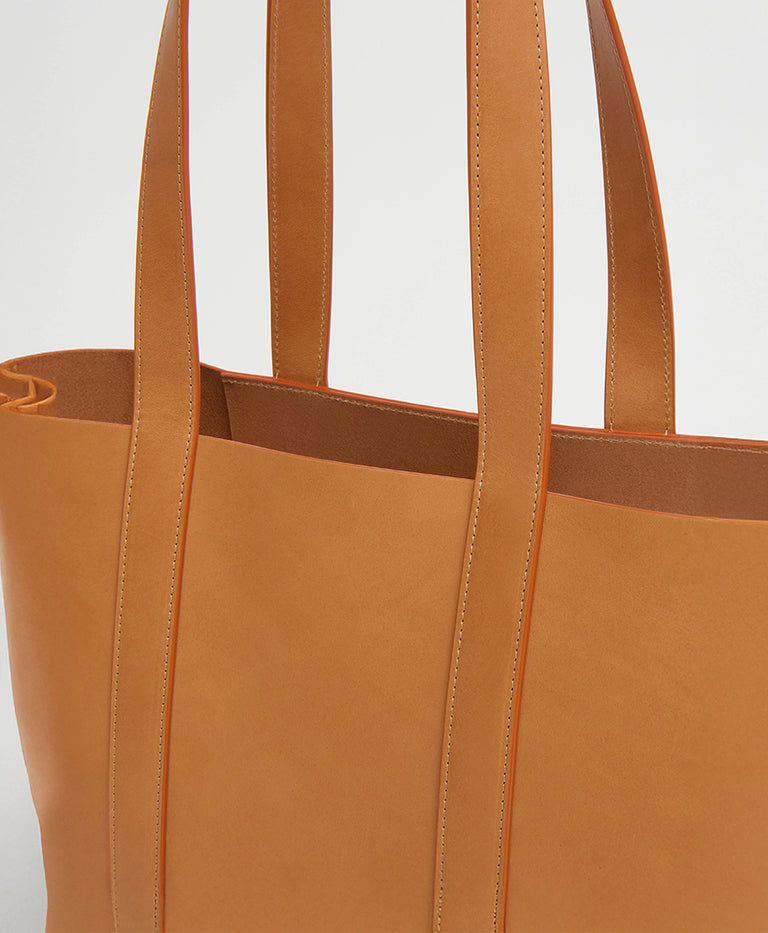 Medium North/South Tote  -  Cammello