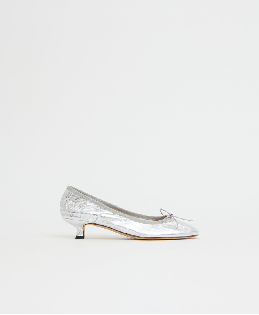 Dance Kitten - Crinkled Silver view 1