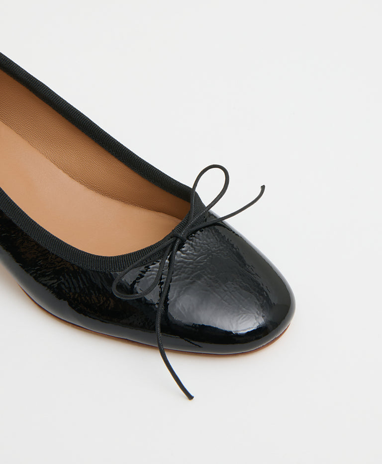 Dance Kitten - Black Naplak