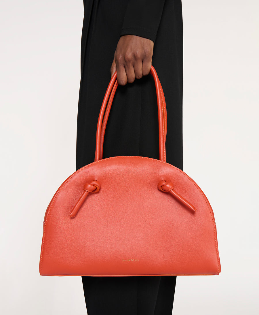Fortuna Bowling Bag - Pomodoro on model  view 2