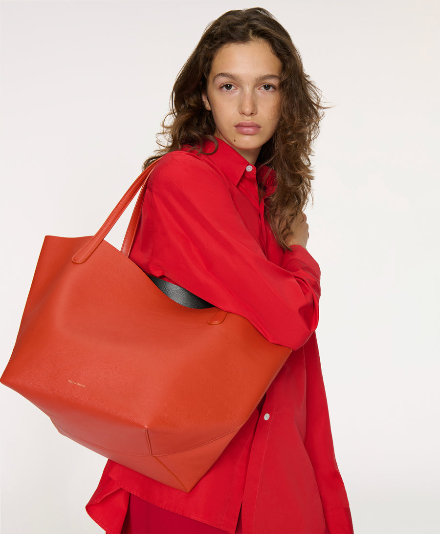 Everyday Soft Tote - Pomodoro/Black view 2