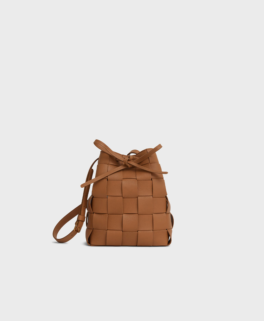 BUCKET BAG BY MANSUR GAVRIEL - Walk In Wonderland