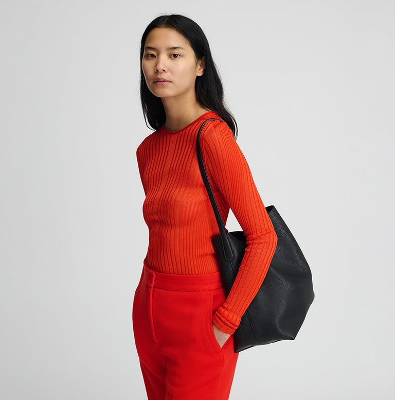Everyday Cabas - on model