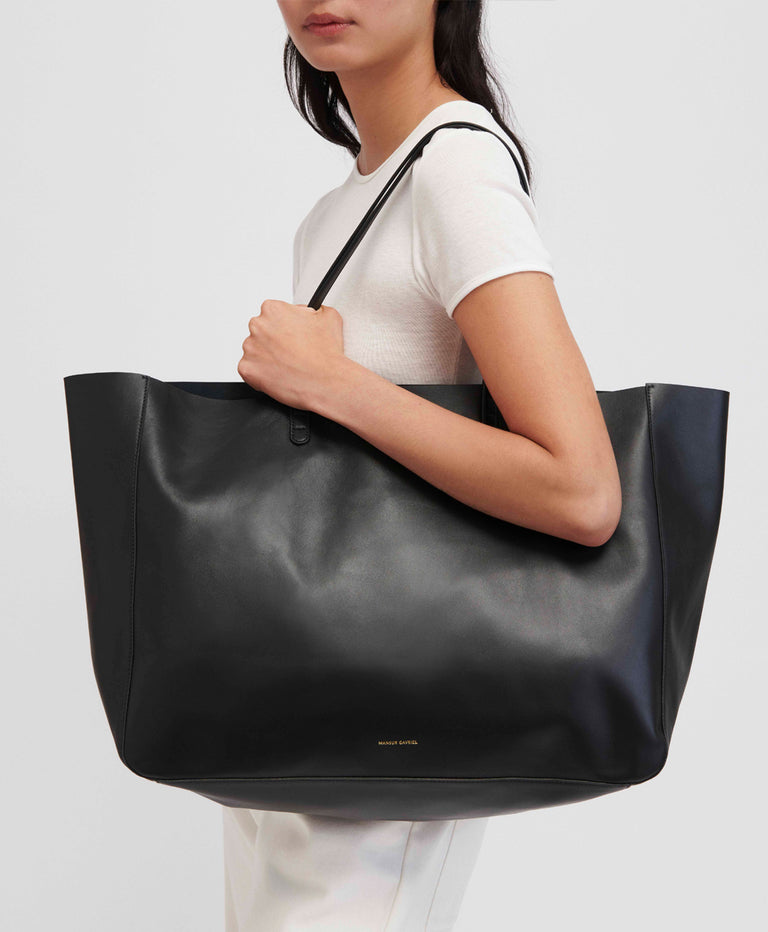 Juno Tote  -  Black on model 